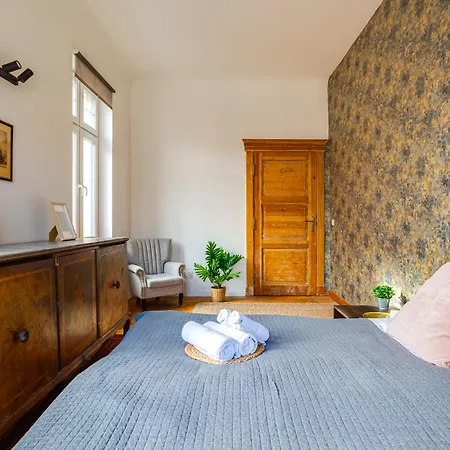 Slowackiego18 Secesyjne 80m2 Serce Jezyc Апартаменти *
